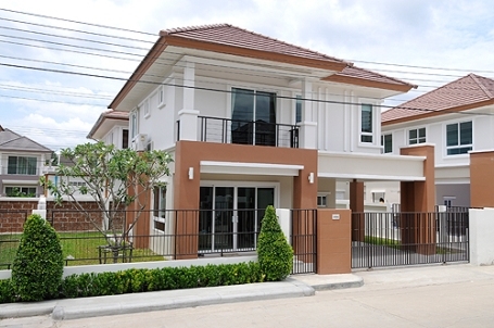 เจ.ดับบลิว.แกรนด์ ธารา (มีนบุรี-ถนนสามวา)